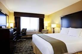 Picture of Holiday Inn Express & Suites Woodland Hills