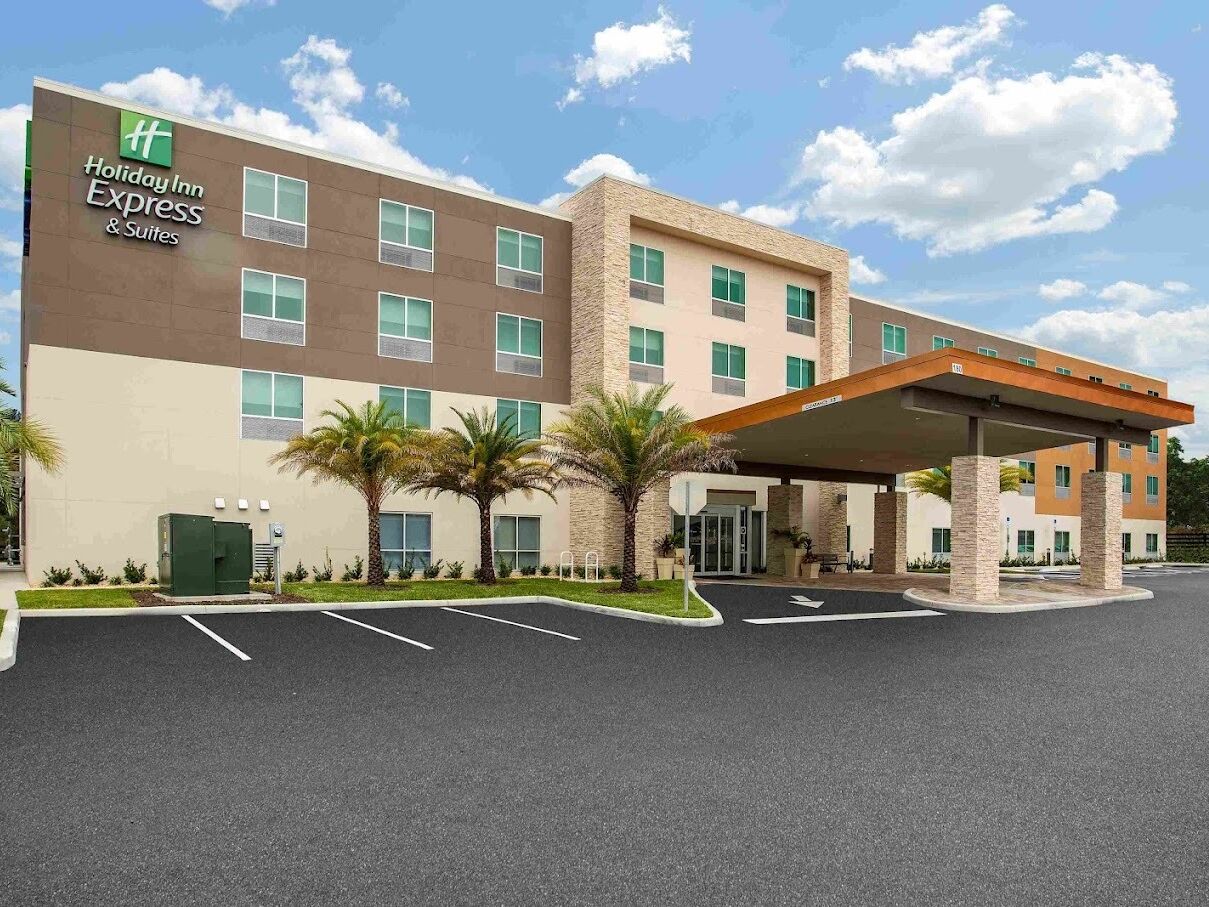 Picture of Holiday Inn Express & Suites: Deland South