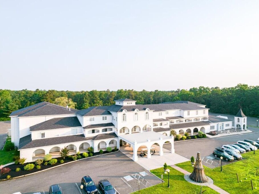 Picture of Chateau Renault