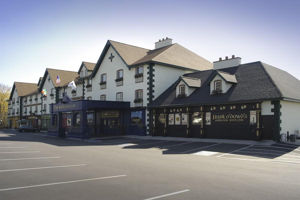 Picture of Irish Cottage Inn & Suites