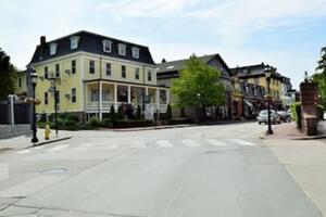Picture of Bellevue Manor