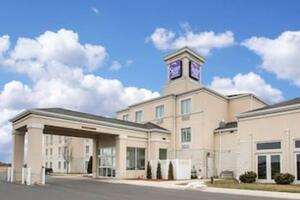 Picture of Sleep Inn & Suites Sheboygan I-43