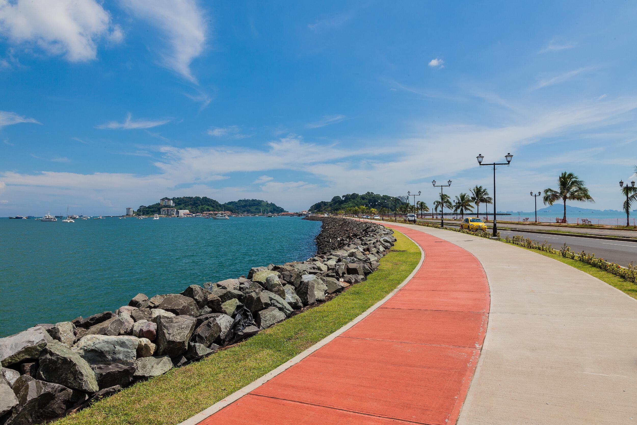 Picture of Causeway Amador