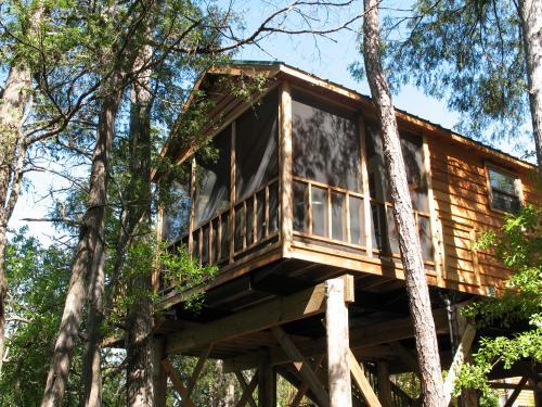 Picture of Adventures Unlimited Outdoor Center