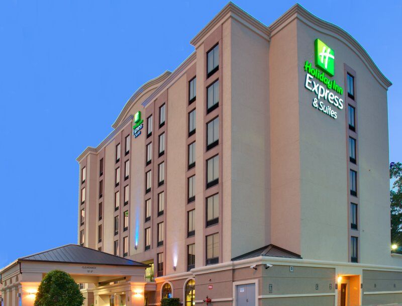 Picture of Holiday Inn Express and Suites Houston - Memorial Park Area