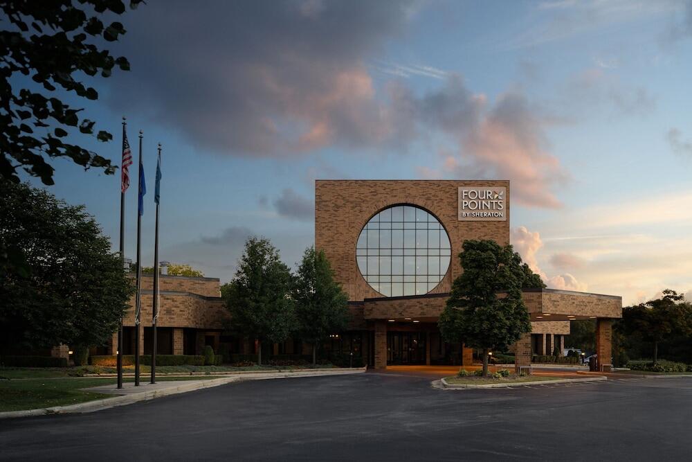 Picture of Four Points by Sheraton Milwaukee North Shore