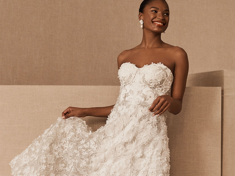 23 Sweetheart Neckline Wedding Dresses for the Romantic Bride