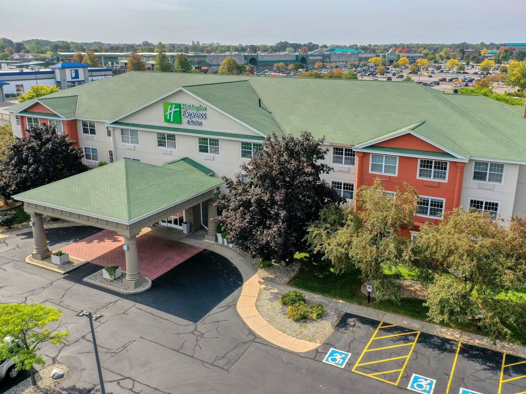 Picture of Holiday Inn Express & Suites Oshkosh-Sr 41, an IHG Hotel