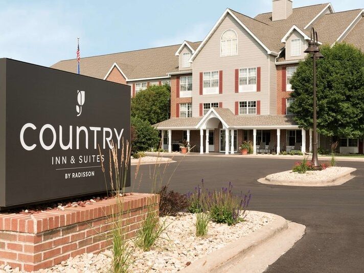 Picture of Country Inn & Suites by Radisson, Madison, WI
