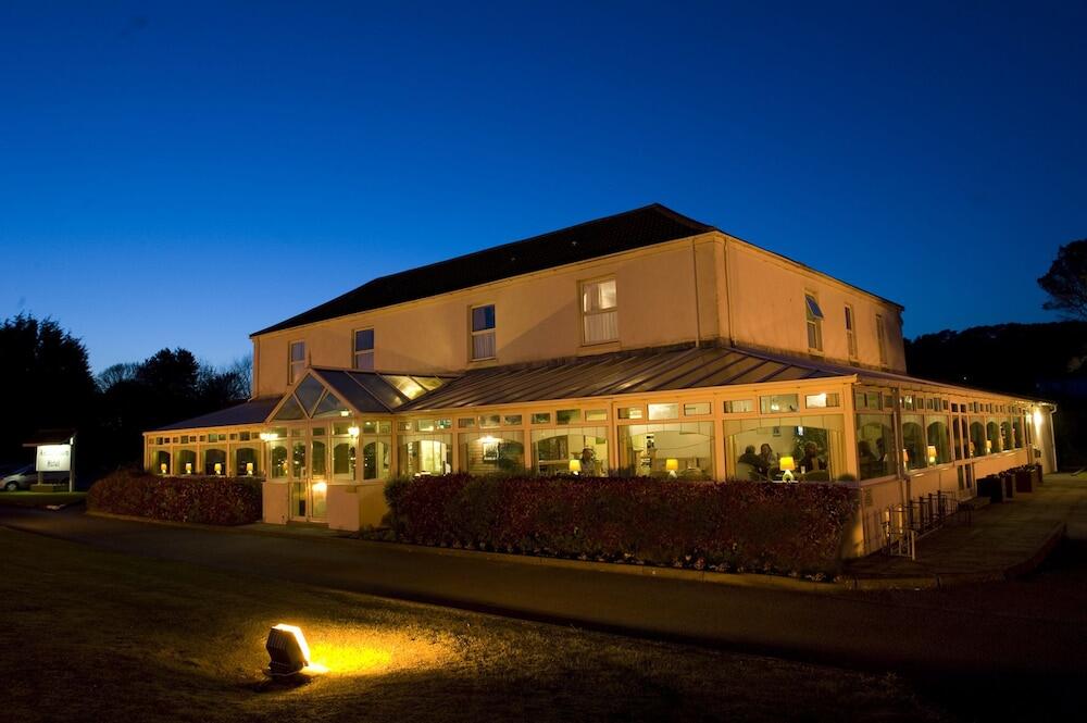 Picture of The Ashburnham Hotel