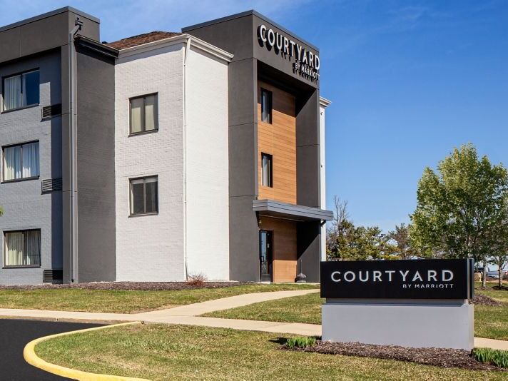 Picture of Courtyard Detroit Brighton
