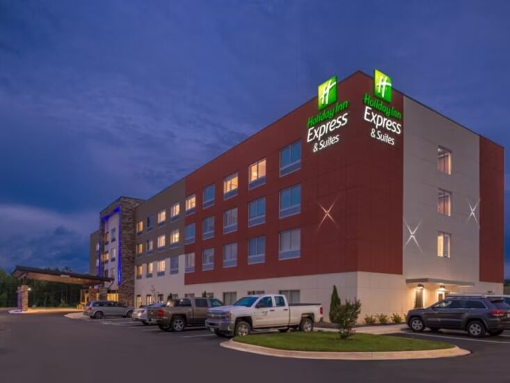 Picture of Holiday Inn Express & Suites