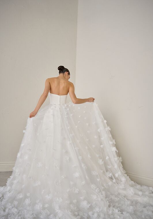 Justin Alexander Signature Ornella Ball Gown Wedding Dress - 3