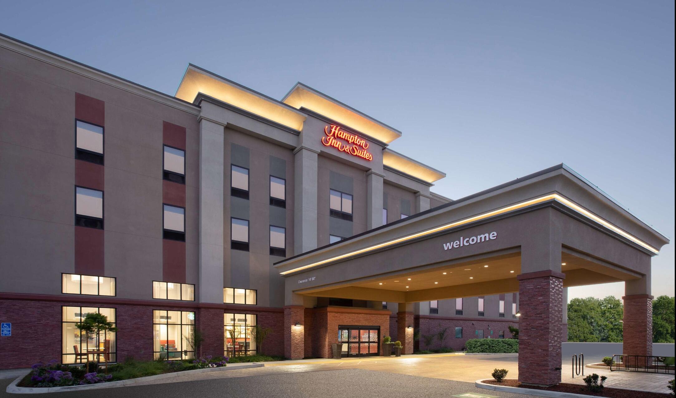 Picture of Hampton Inn & Suites Watsonville