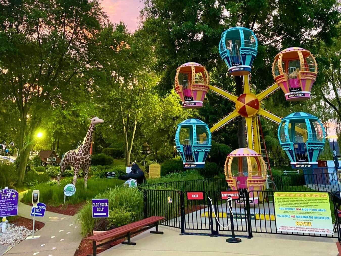 Picture of Sluggers & Putters Amusement Park