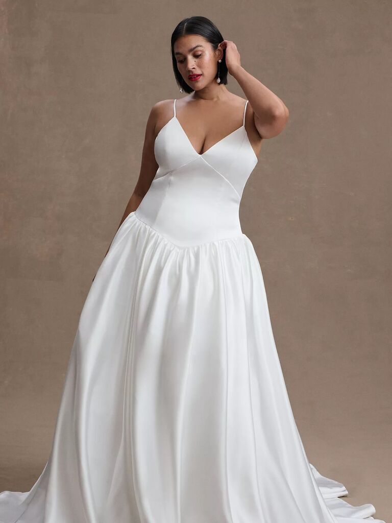 Drop waist wedding dress by Jenny Yoo. 