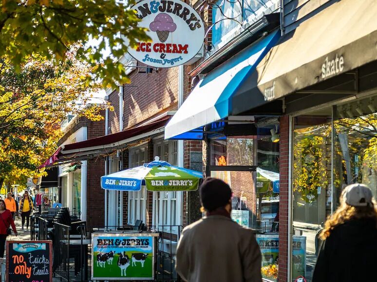 Picture of Main Street Hyannis