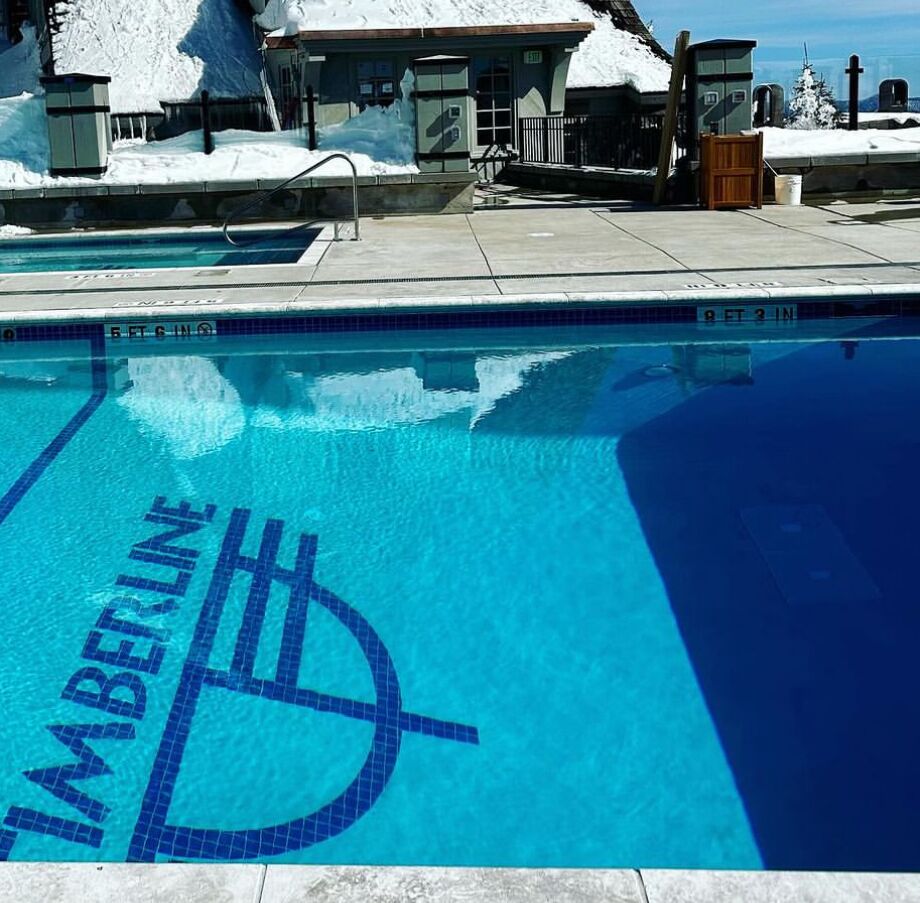 Picture of Pool & Hot Tub
