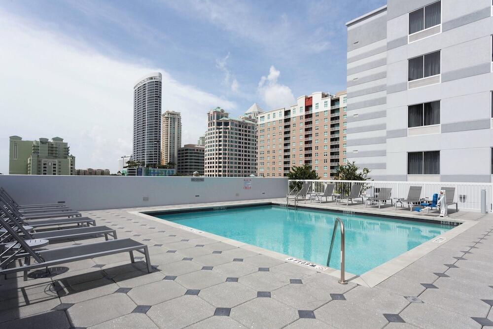 Picture of Fairfield Inn & Suites by Marriott Fort Lauderdale Downtown