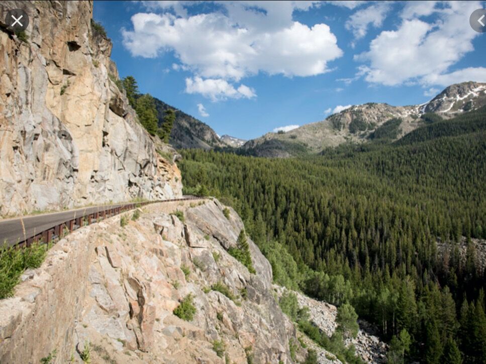Picture of Independence Pass