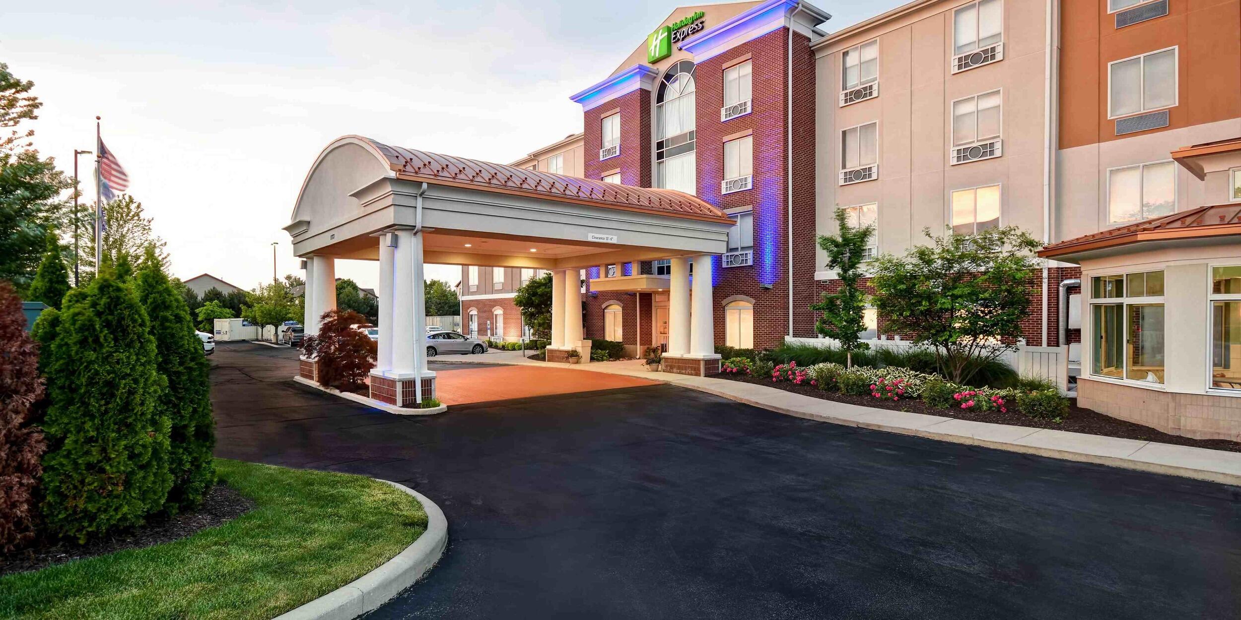 Picture of Holiday Inn Express & Suites Schererville