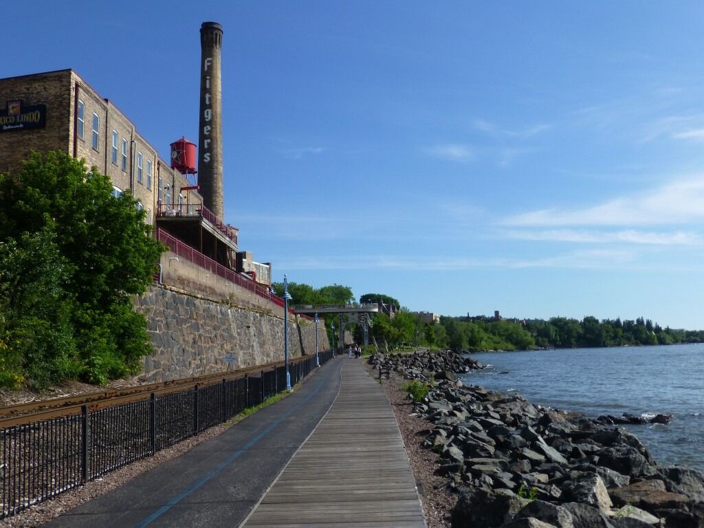 Picture of Lake Walk