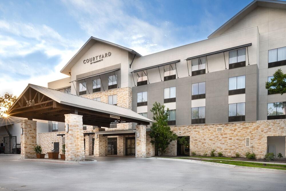 Picture of Courtyard by Marriott New Braunfels River Village