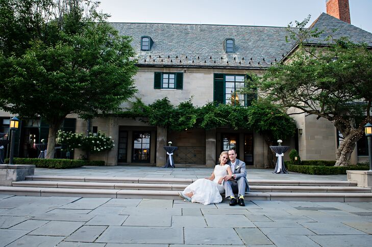 Bride and Groom at Earhart Manor at Concordia University