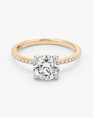 VRAI Classic Round Cut Engagement Ring