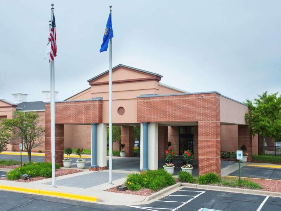 Picture of DoubleTree by Hilton Hotel Milwaukee - Brookfield