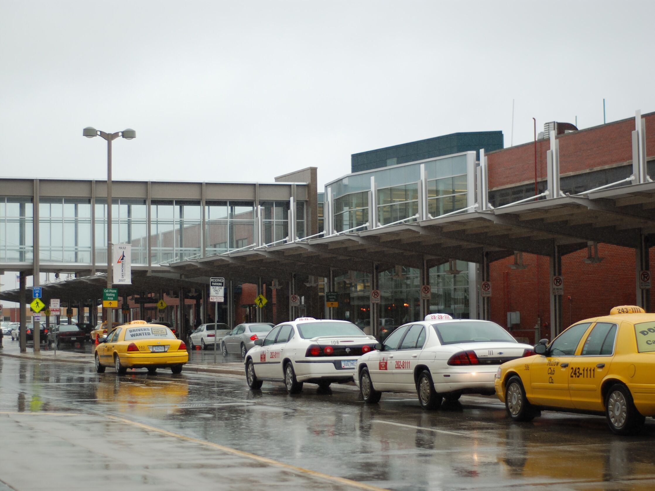 Picture of Des Moines International Airport