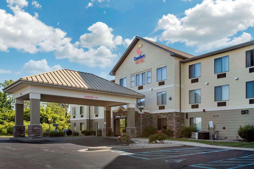 Picture of Comfort Suites Grandville - Grand Rapids SW