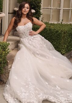 Martina Liana 1680 Ball Gown Wedding Dress