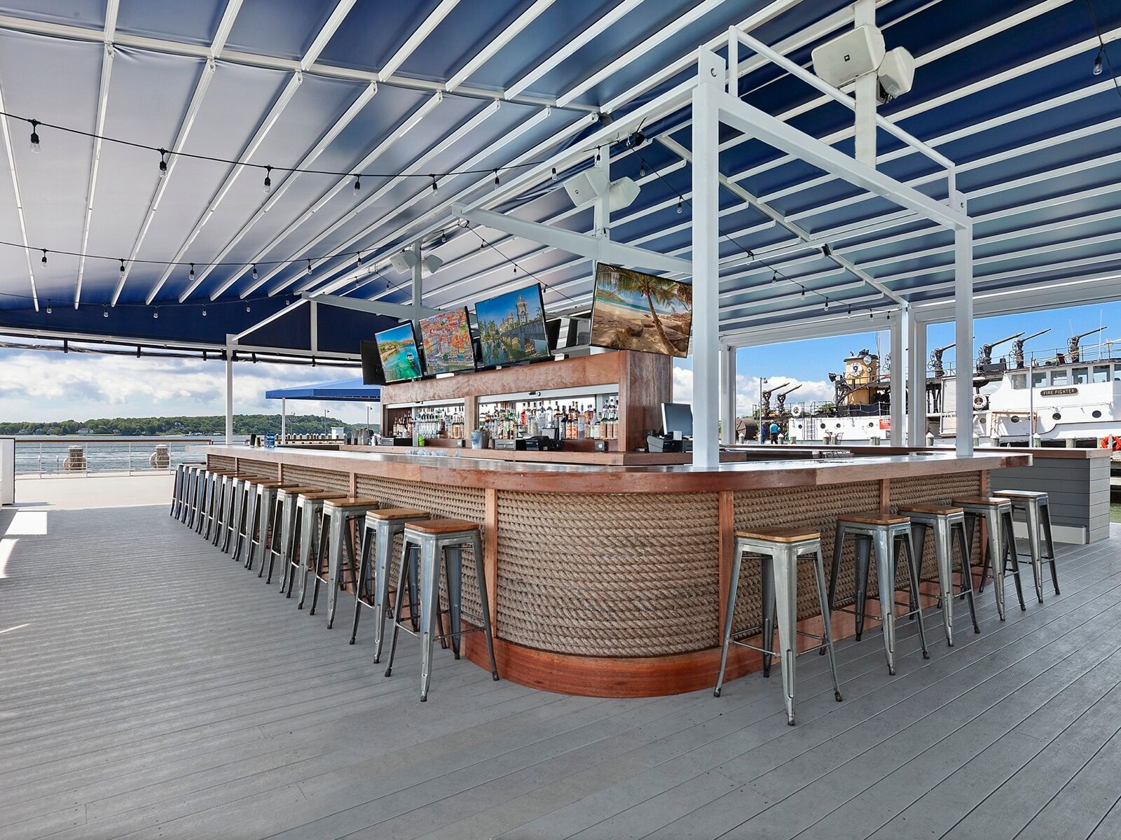 Picture of Claudio's Waterfront