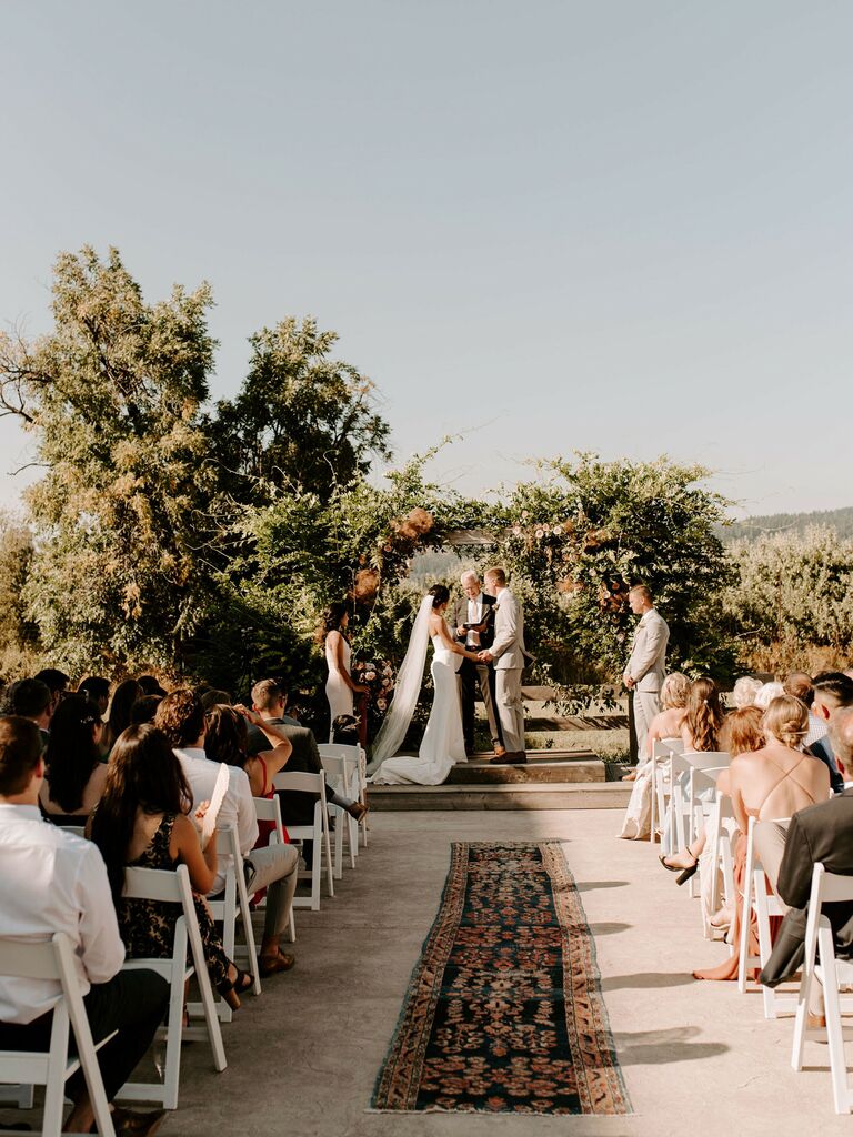 outdoor wedding venues farm