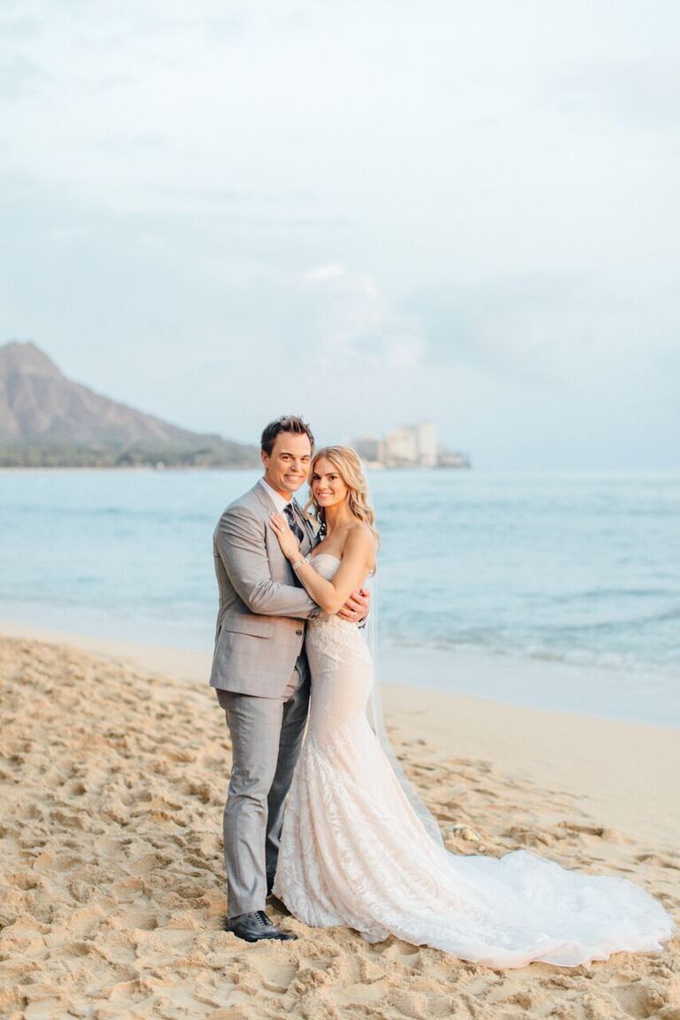 Kelly Kruger and Darin Brooks's wedding in Honolulu, Hawaii