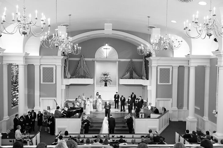 Sara Beth and Trae exchanged vows in a large church venue that was able to accommodate their many guests.