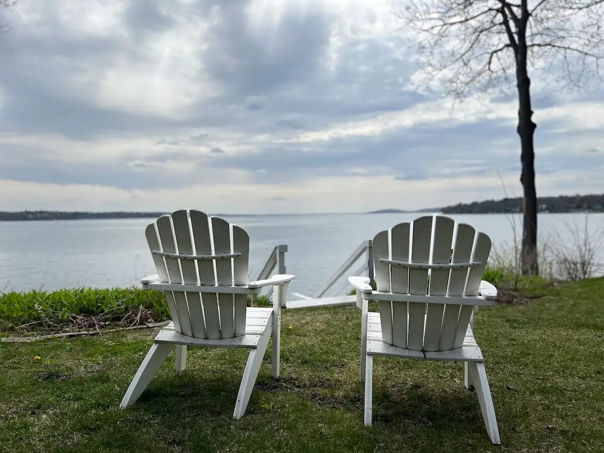 Picture of 14 Person Airbnb Cottage 