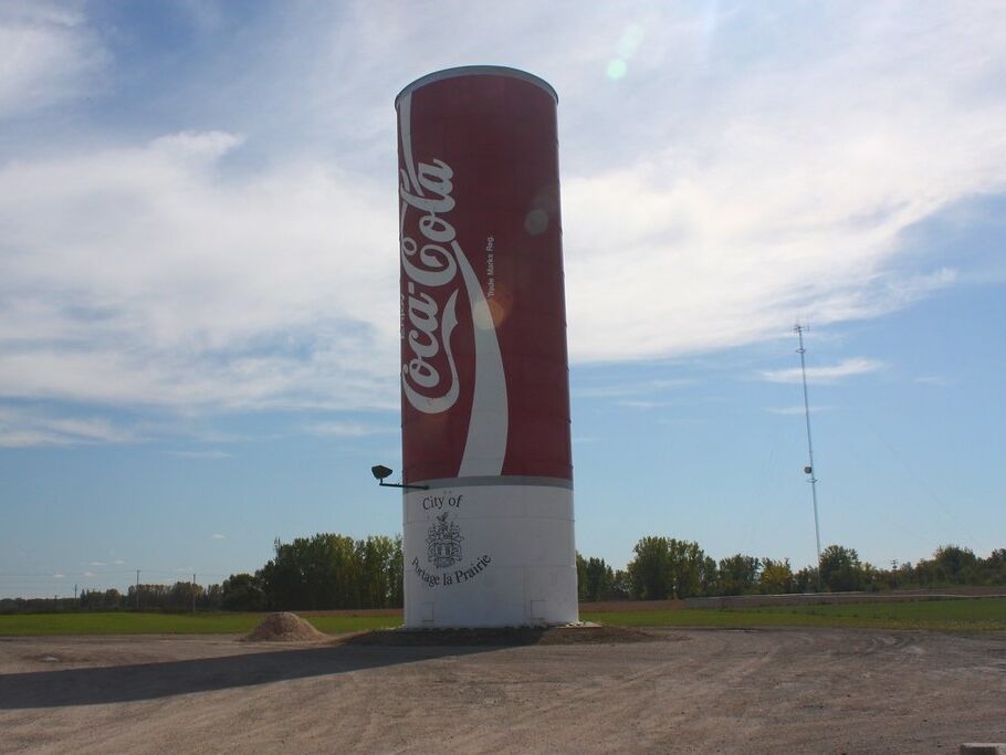 Picture of World's Largest Coca Cola Can