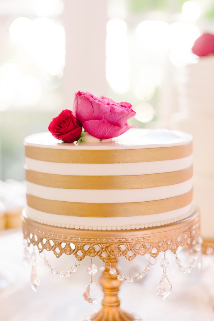Gold Stripe Single Tier Wedding Cake