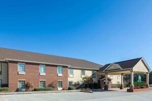 Picture of La Quinta Inn by Wyndham Calhoun South I 75