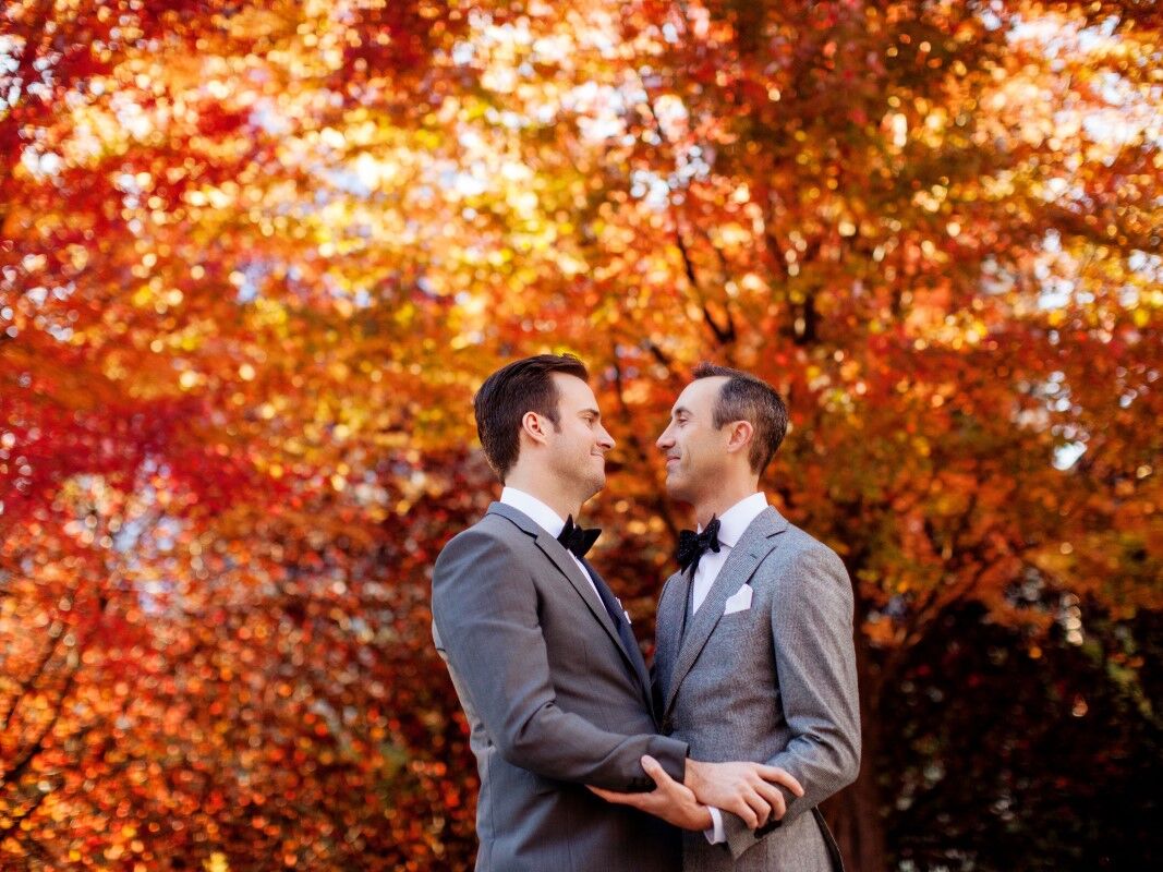 The Best Fall Engagement Photo Ideas to Celebrate the Season