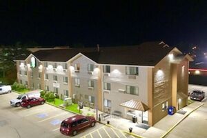 Picture of Quincy Inn and Suites