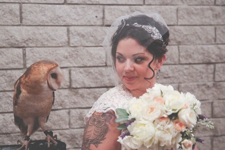 Jessica wanted to showcase barn owls at the wedding in memory of her late grandmother, so she had a live owl, Minerva, fly the wedding rings down the aisle as a special tribute. It even matched her tattoo!