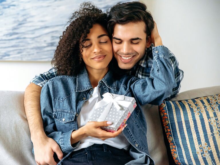 31 Cute Anniversary Gifts Your Girlfriend Will Adore Girlfriend 768x576 photo 31 Cute Anniversary Gifts Your Girlfriend Will Adore