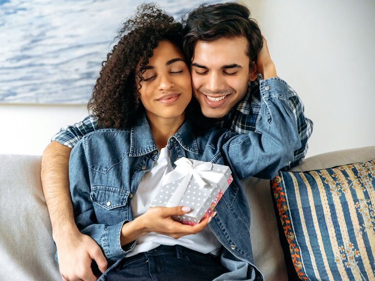 31 Cute Anniversary Gifts Your Girlfriend Will Adore