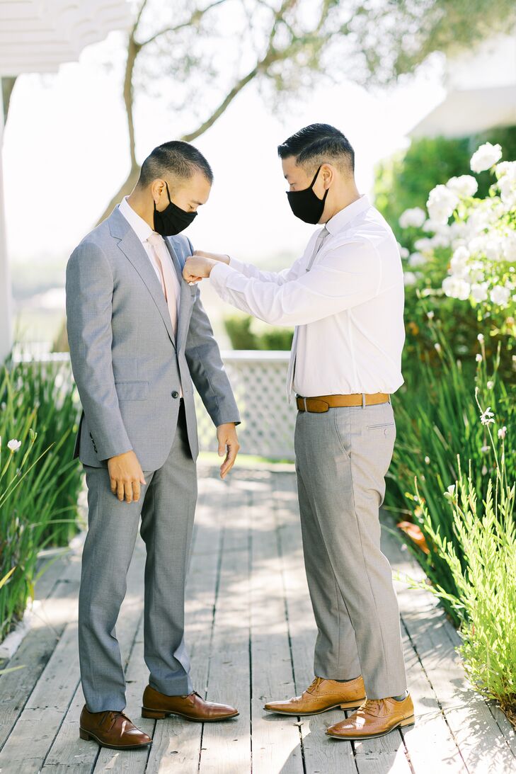 Groom Getting Ready for Minimony at Leal Vineyards in Hollister,  California