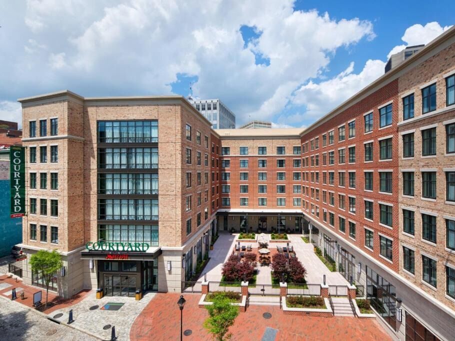 Picture of Courtyard by Marriott Richmond Downtown