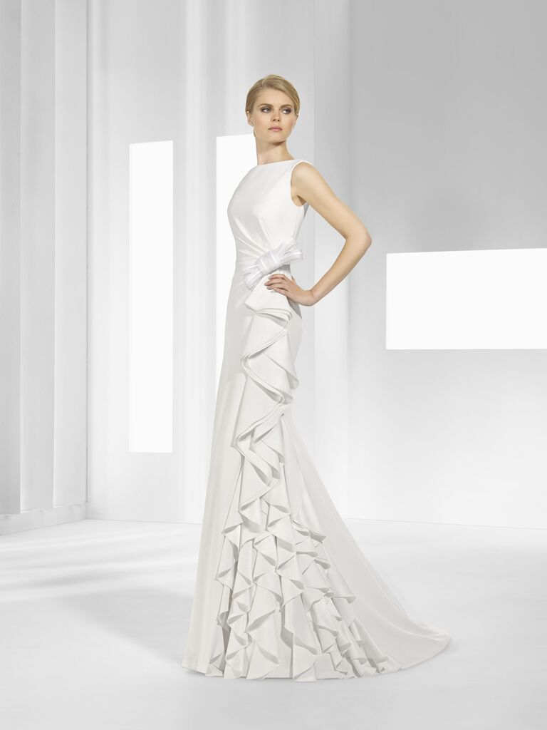 Model wears a wedding dress by designer Patricia Avendaño .