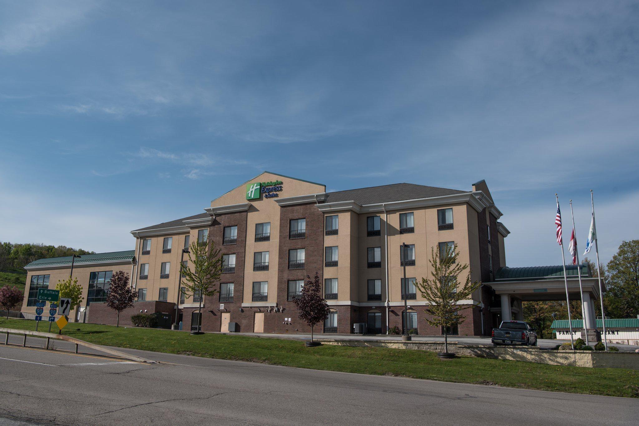 Picture of Holiday Inn Express & Suites